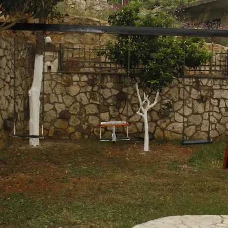 Hotel Kreshta Ksamil