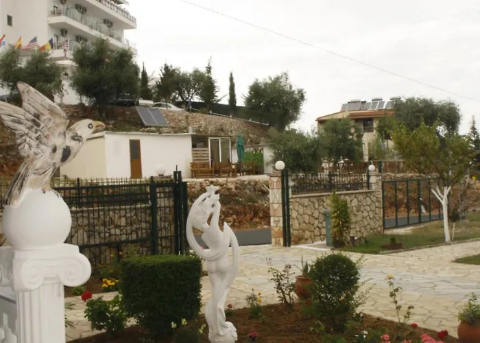 Kreshta Hotel Ksamil