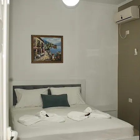 Kreshta Hotel